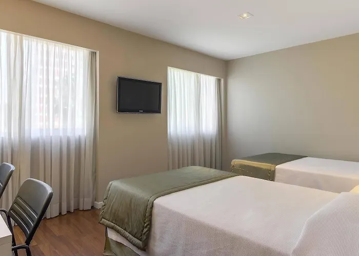 Nacional - Proximo Ao Complexo Hospitalar Santa Casa E Ufrgs Porto Alegre