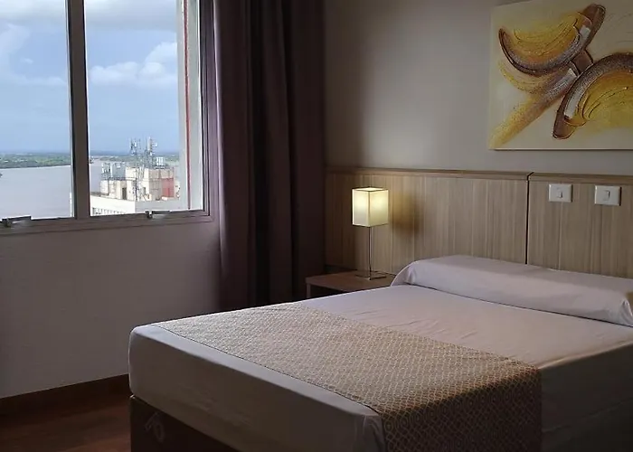 Hotel Nacional - Proximo Ao Complexo Hospitalar Santa Casa E Ufrgs