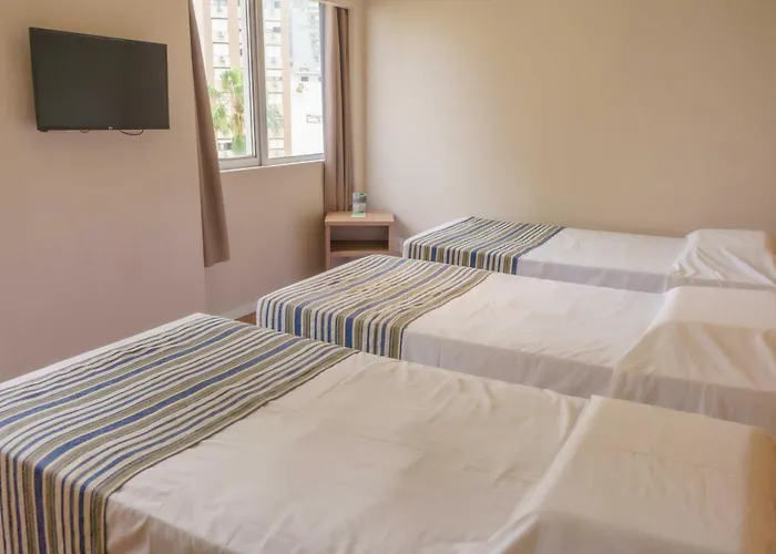 Hotel Nacional - Proximo Ao Complexo Hospitalar Santa Casa E Ufrgs