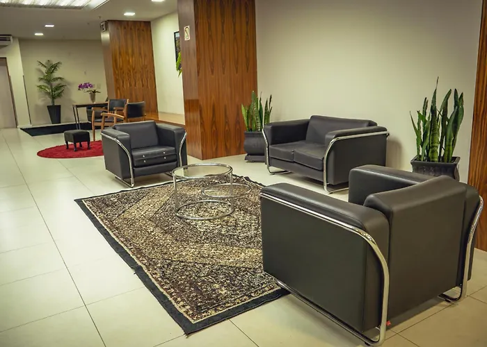 Nacional - Proximo Ao Complexo Hospitalar Santa Casa E Ufrgs 3* Porto Alegre