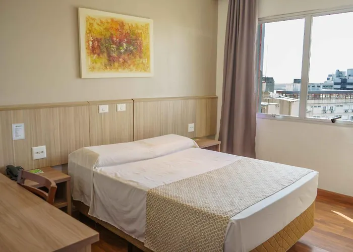 Hotel Nacional - Proximo Ao Complexo Hospitalar Santa Casa E Ufrgs Porto Alegre