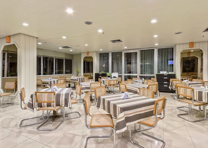 Hotel Nacional - Proximo Ao Complexo Hospitalar Santa Casa E Ufrgs Porto Alegre